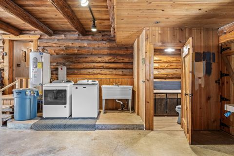 Tiny photo for 69340 Deer Ridge Road, Sisters, OR 97759 (MLS # 220219664)