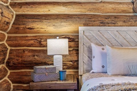 Tiny photo for 69340 Deer Ridge Road, Sisters, OR 97759 (MLS # 220219664)