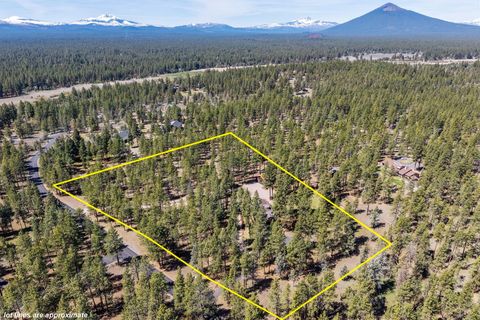 Tiny photo for 69340 Deer Ridge Road, Sisters, OR 97759 (MLS # 220219664)