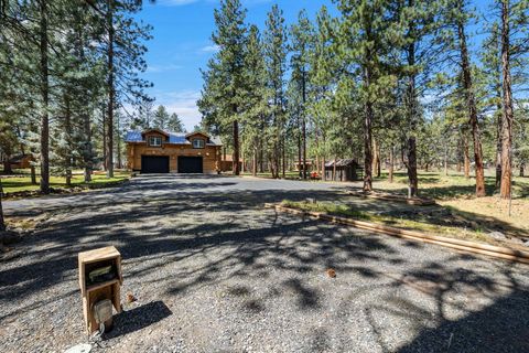 Tiny photo for 69340 Deer Ridge Road, Sisters, OR 97759 (MLS # 220219664)