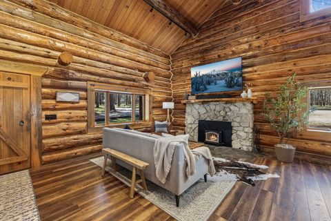 Tiny photo for 69340 Deer Ridge Road, Sisters, OR 97759 (MLS # 220219664)