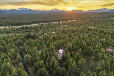 Tiny photo for 69340 Deer Ridge Road, Sisters, OR 97759 (MLS # 220219664)