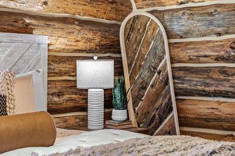 Tiny photo for 69340 Deer Ridge Road, Sisters, OR 97759 (MLS # 220219664)