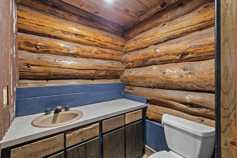 Tiny photo for 69340 Deer Ridge Road, Sisters, OR 97759 (MLS # 220219664)