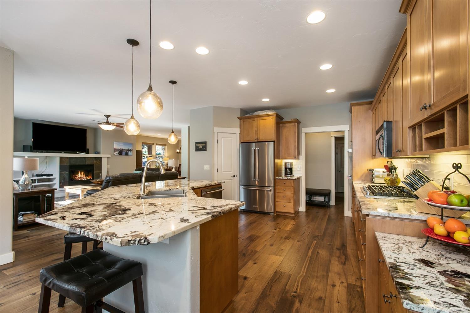 Skyliner Summit - Residential