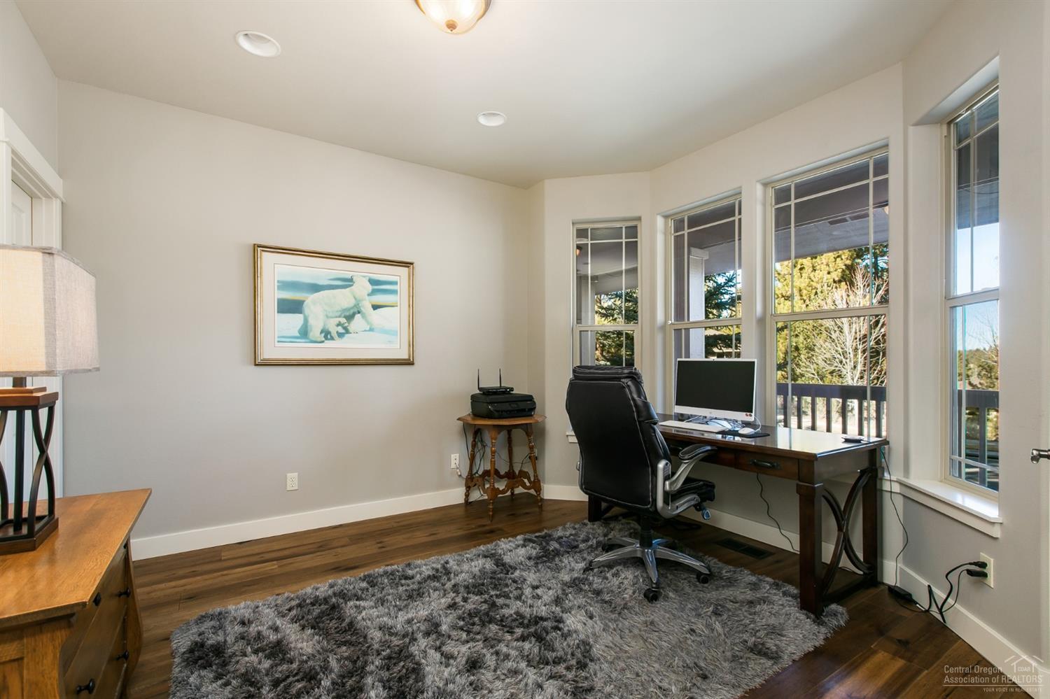 Skyliner Summit - Residential