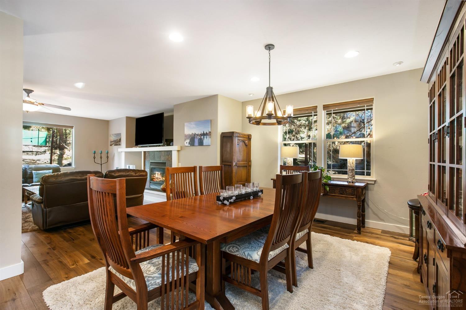 Skyliner Summit - Residential