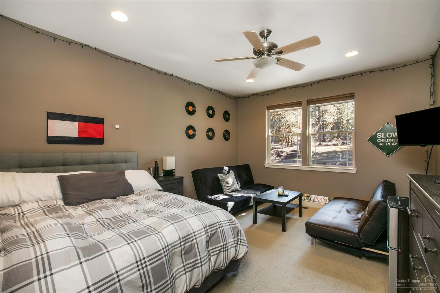 Skyliner Summit - Residential