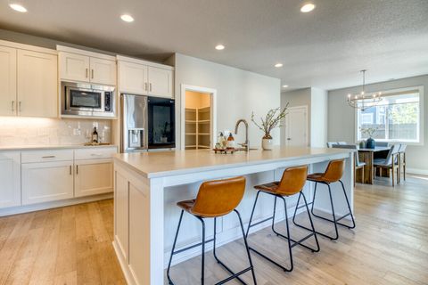 Tiny photo for 63211 NW Lavacrest Street, Bend, OR 97703 (MLS # 220219464)