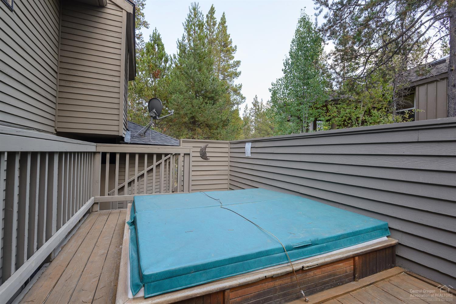 Fairway Crest Village - Residential