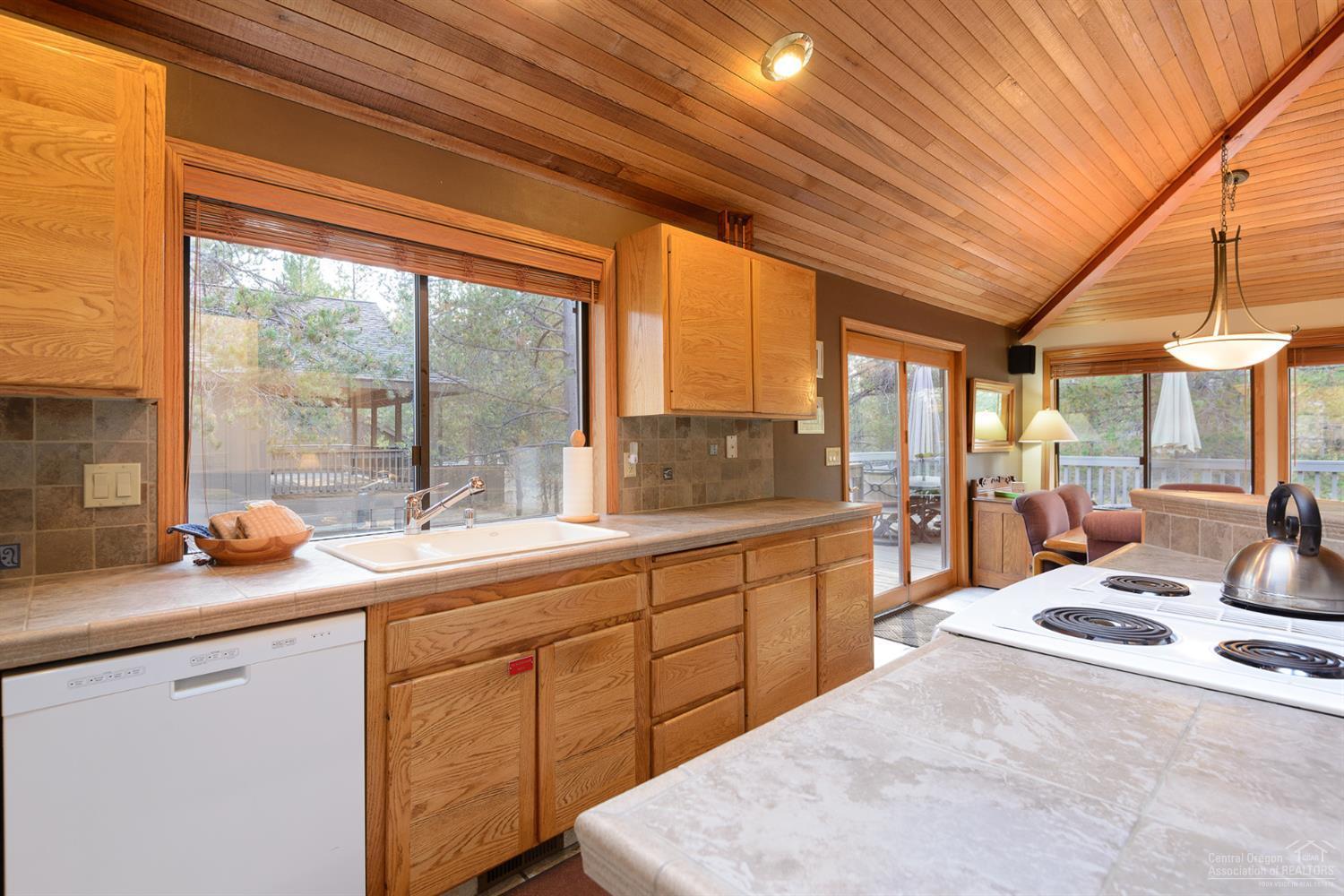 Fairway Crest Village - Residential