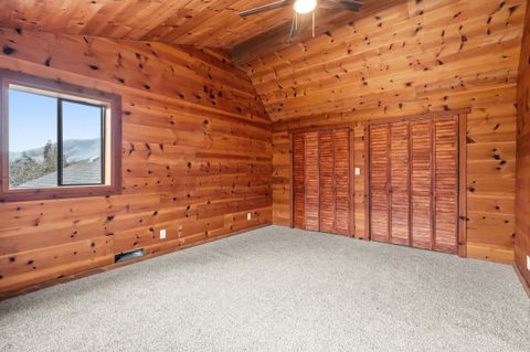 Tiny photo for 1514 Burbridge Drive, Rogue River, OR 97537 (MLS # 220214240)