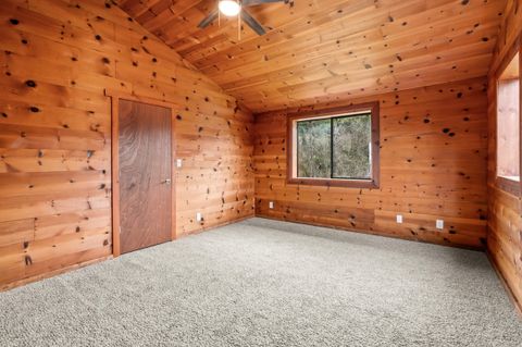 Tiny photo for 1514 Burbridge Drive, Rogue River, OR 97537 (MLS # 220214240)