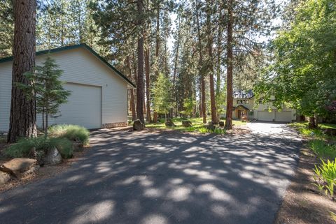18642 River Woods Drive Bend OR 97702