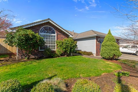 Tiny photo for 296 Brandon Street, Central Point, OR 97502 (MLS # 220216914)