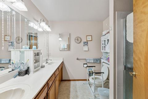 Tiny photo for 296 Brandon Street, Central Point, OR 97502 (MLS # 220216914)