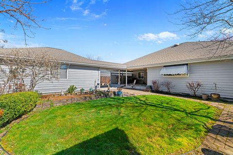 Tiny photo for 296 Brandon Street, Central Point, OR 97502 (MLS # 220216914)