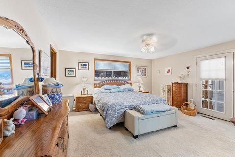 Tiny photo for 296 Brandon Street, Central Point, OR 97502 (MLS # 220216914)