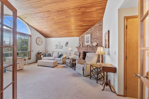 Tiny photo for 296 Brandon Street, Central Point, OR 97502 (MLS # 220216914)