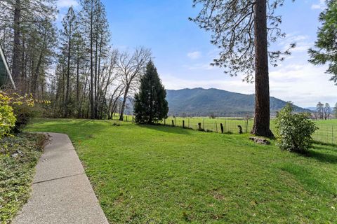 Tiny photo for 314 Triller Lane, Grants Pass, OR 97527 (MLS # 220216919)