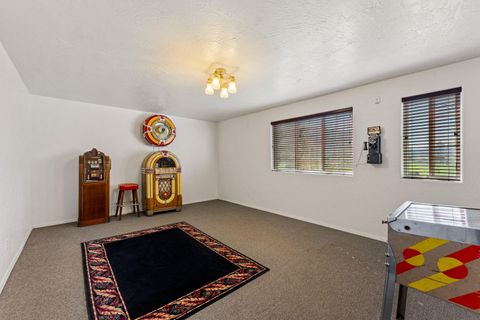 Tiny photo for 314 Triller Lane, Grants Pass, OR 97527 (MLS # 220216919)