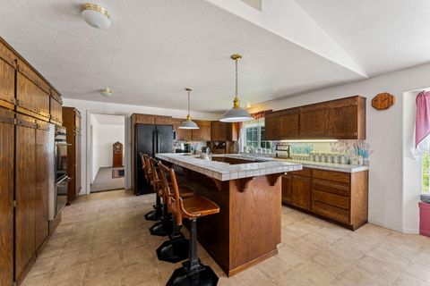 Tiny photo for 314 Triller Lane, Grants Pass, OR 97527 (MLS # 220216919)