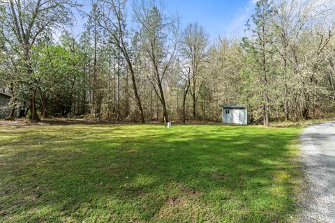 Tiny photo for 314 Triller Lane, Grants Pass, OR 97527 (MLS # 220216919)