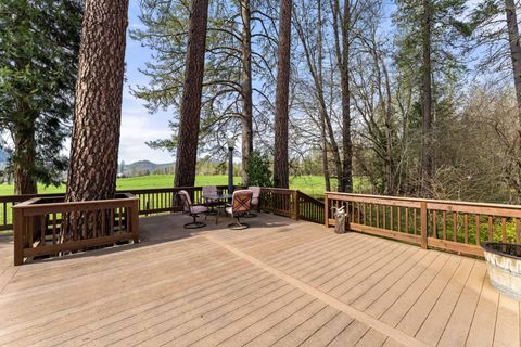 Tiny photo for 314 Triller Lane, Grants Pass, OR 97527 (MLS # 220216919)