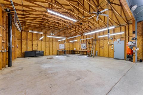 Tiny photo for 314 Triller Lane, Grants Pass, OR 97527 (MLS # 220216919)