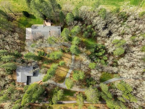 Tiny photo for 314 Triller Lane, Grants Pass, OR 97527 (MLS # 220216919)