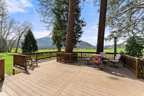 Tiny photo for 314 Triller Lane, Grants Pass, OR 97527 (MLS # 220216919)