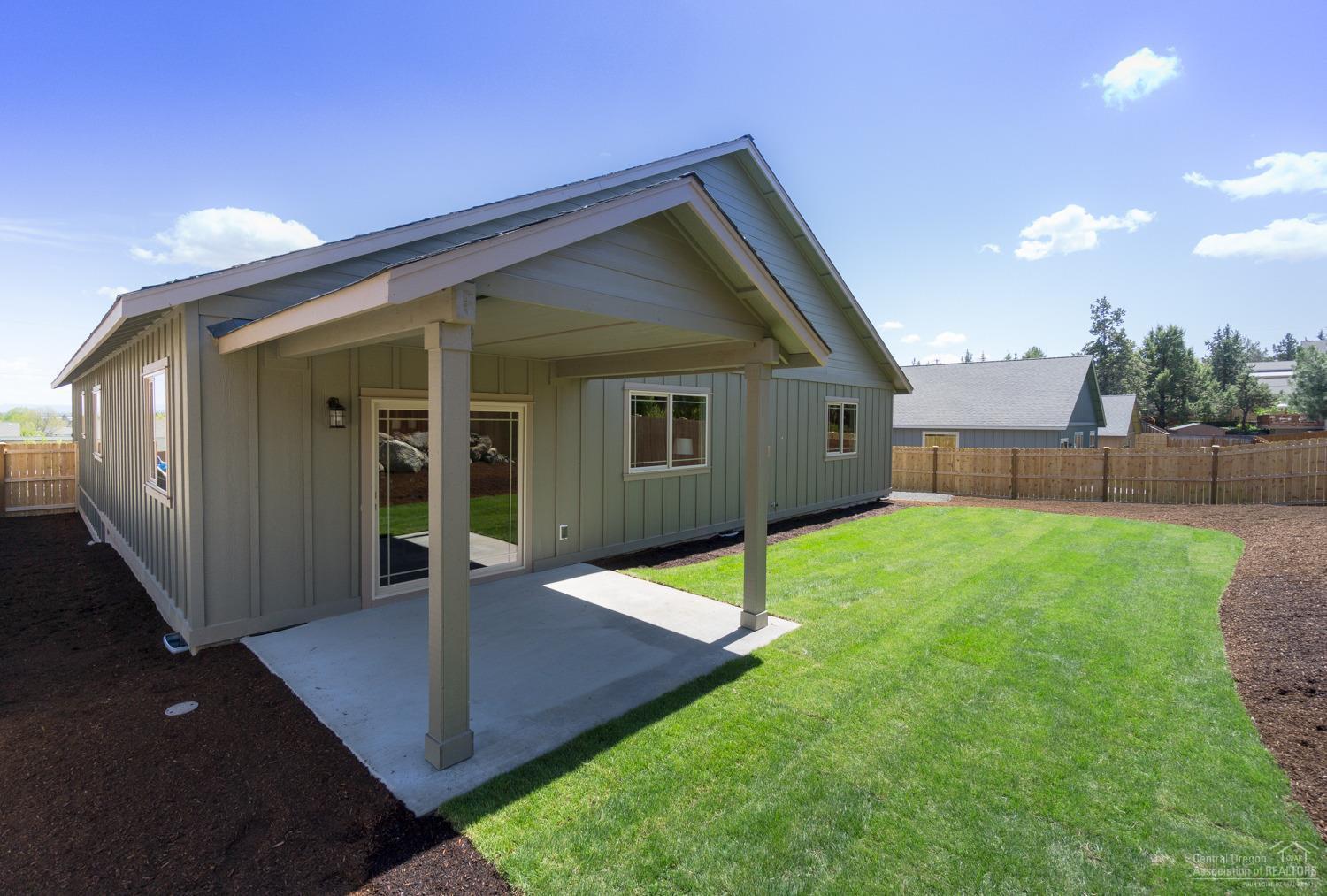 Kian Canyon - Residential