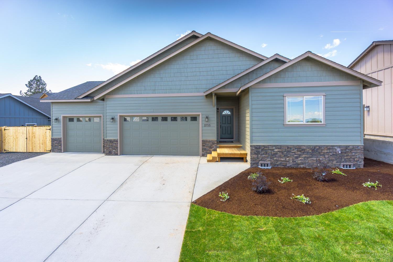 Kian Canyon - Residential