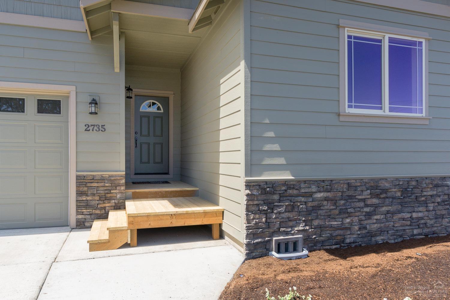 Kian Canyon - Residential