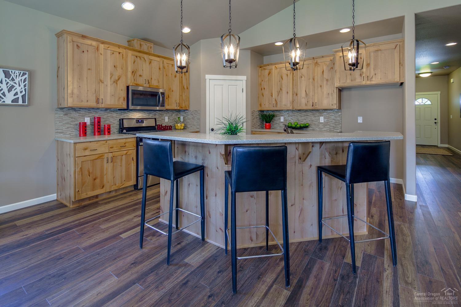 Kian Canyon - Residential