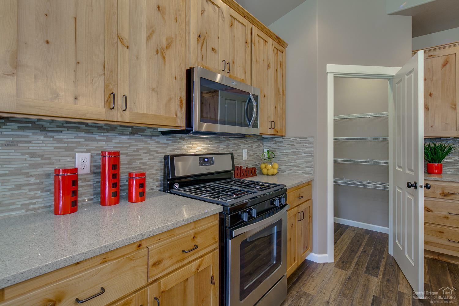 Kian Canyon - Residential