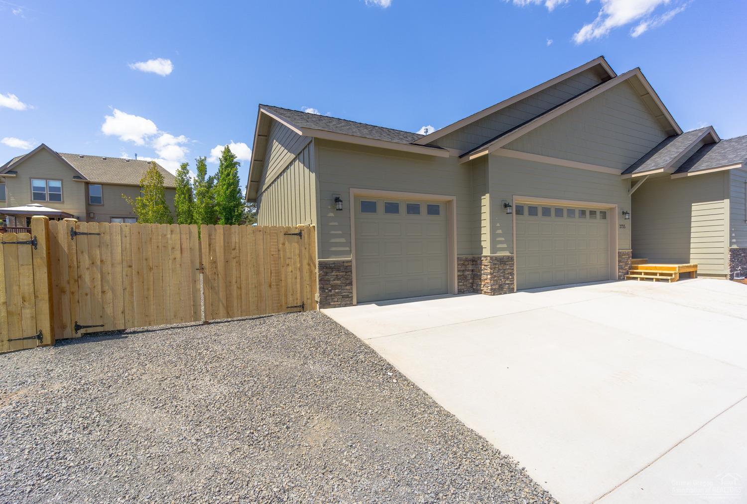 Kian Canyon - Residential