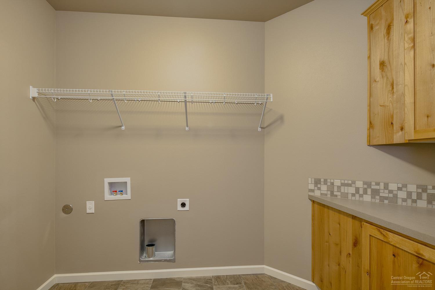 Kian Canyon - Residential