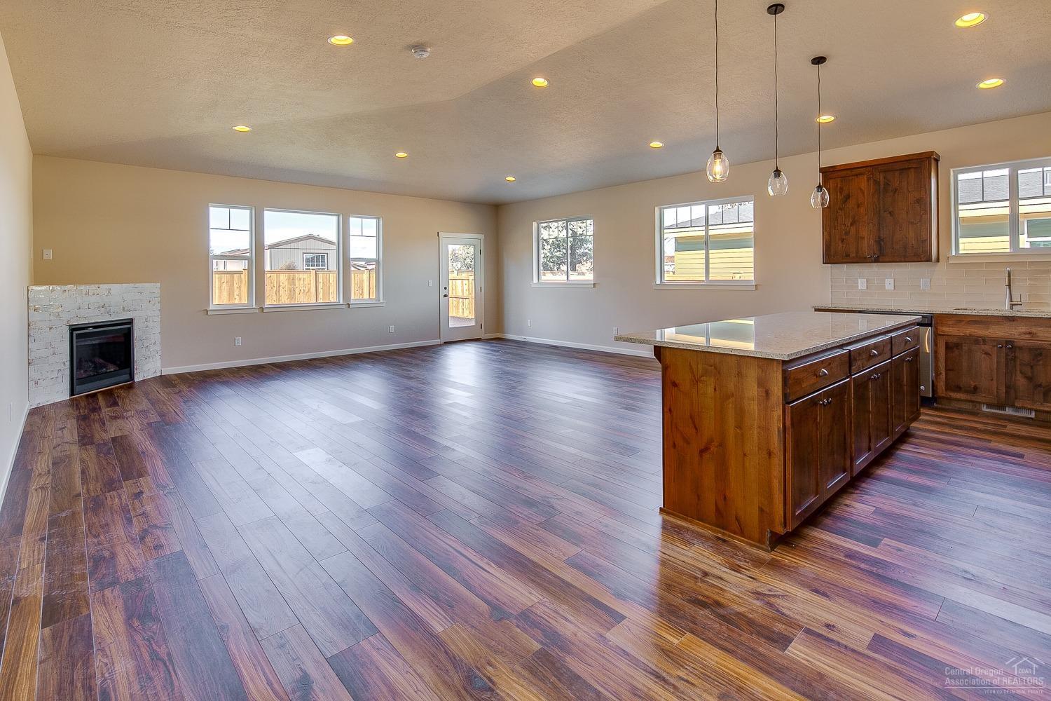 Canyon Rim Village - Residential