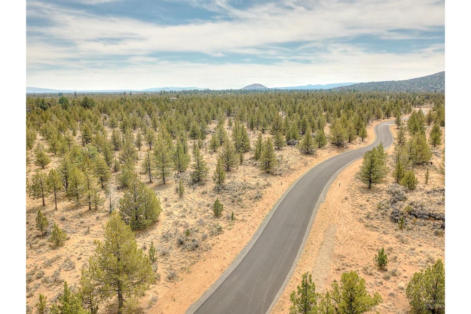 Pacific Cascade Hts - Land