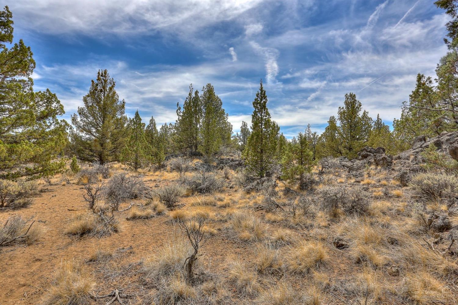 Pacific Cascade Hts - Land