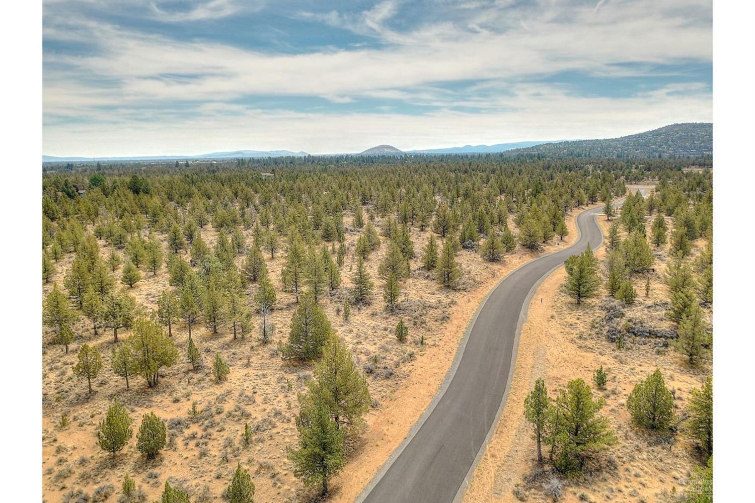 Pacific Cascade Hts - Land