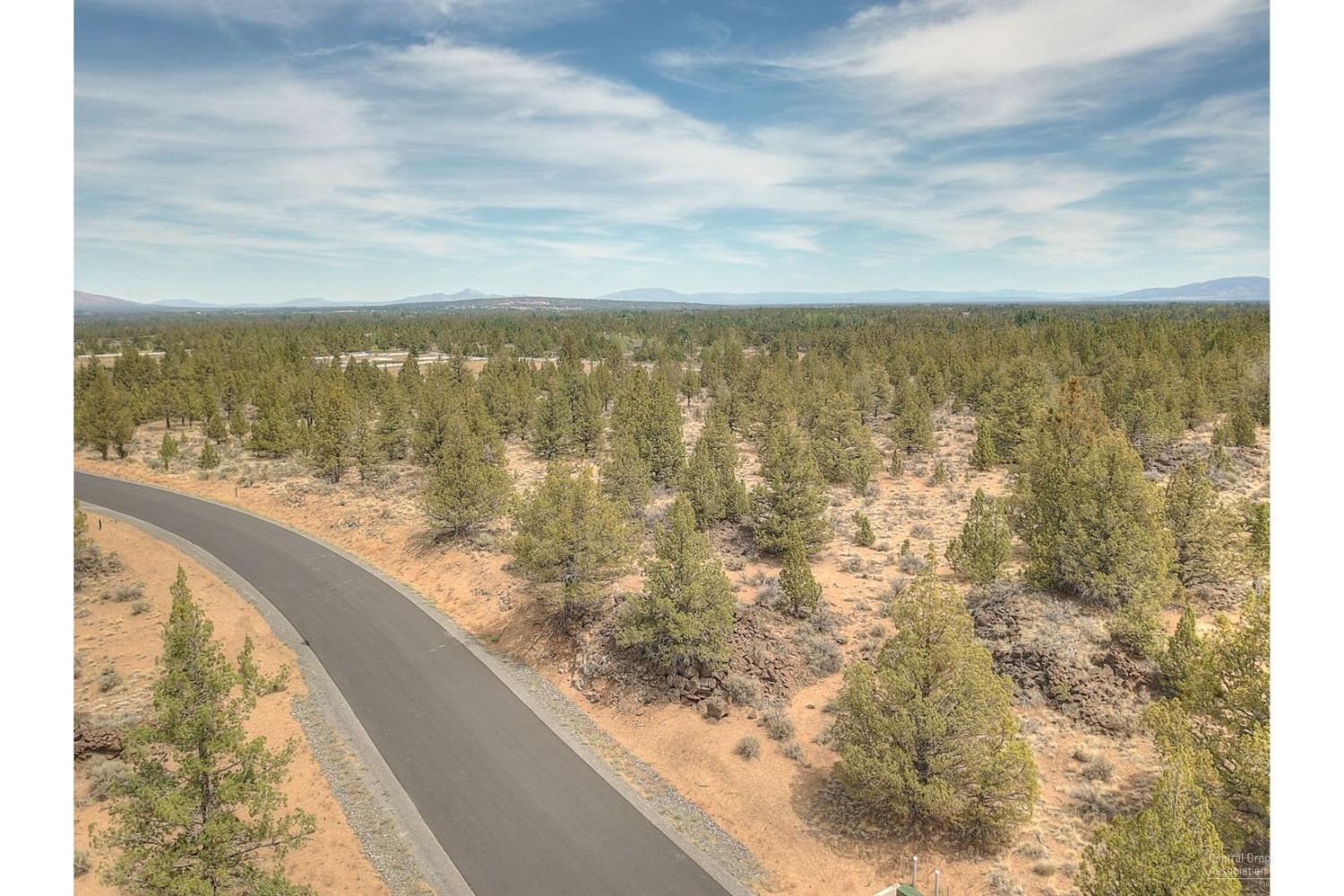 Pacific Cascade Hts - Land