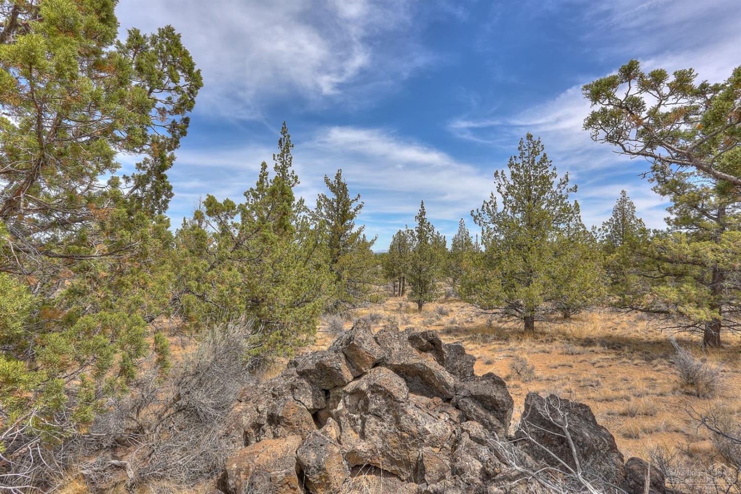 Pacific Cascade Hts - Land