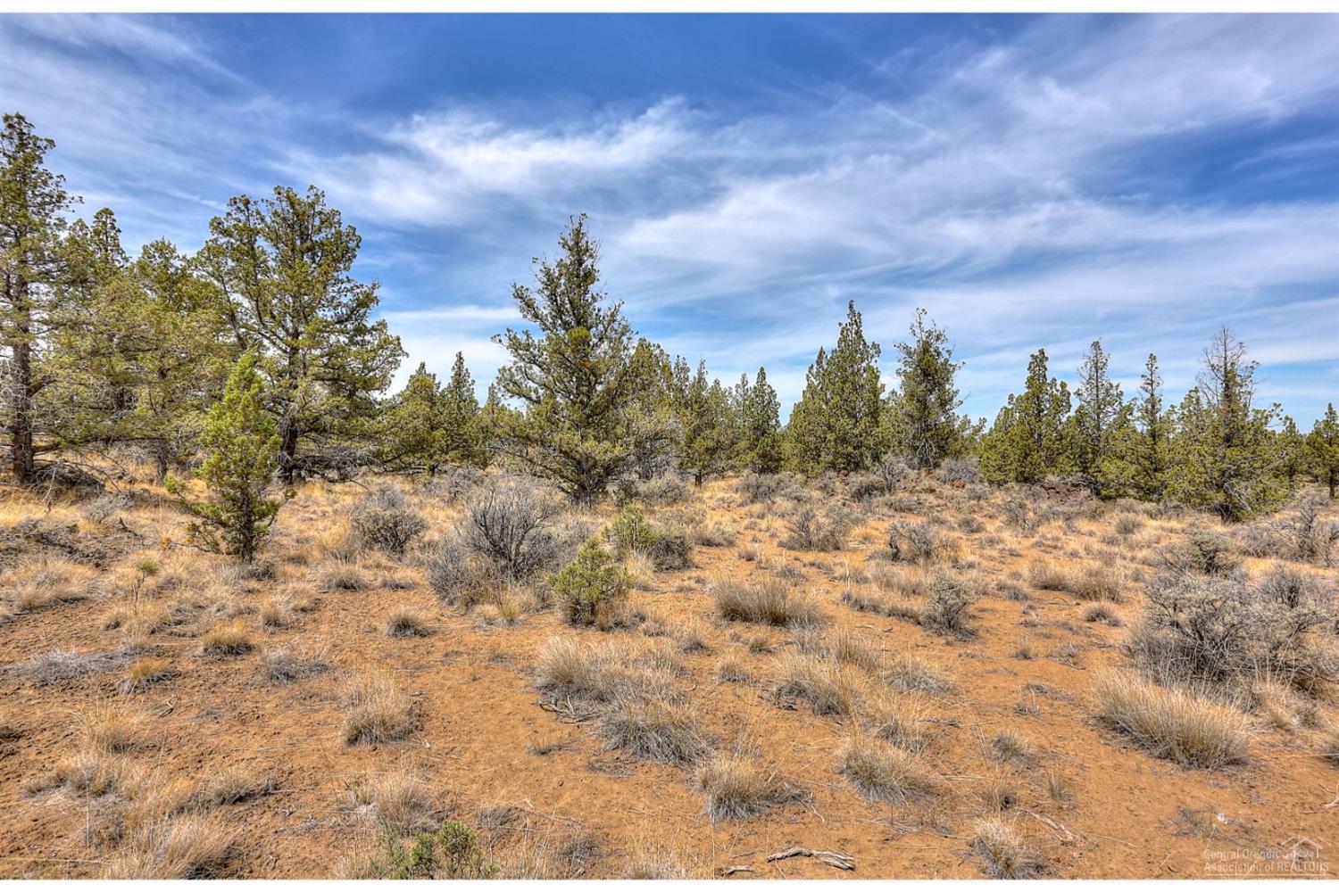 Pacific Cascade Hts - Land