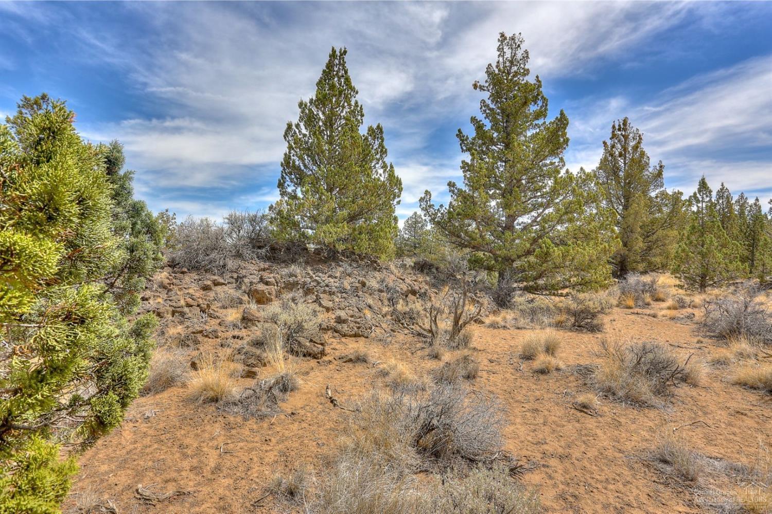 Pacific Cascade Hts - Land