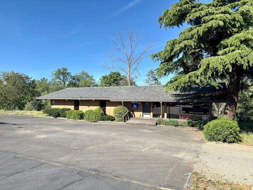 We exclusively present for sale or for lease, 1014 N. Riverside Ave. This single tenant professional office building features five private offices with floor-to-ceiling windows with nature views surrounded by reception, a conference room area, restrooms and a break room. The property sits in a secluded area near downtown behind retail along Riverside abutting Bear Creek on the opposite side of the greenway and bike path. Small lot and shared parking with neighbor. Owner Carry Terms available. Contact broker for details.