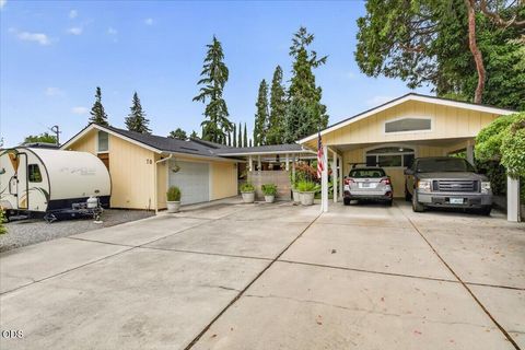 Tiny photo for 70 Fair Oaks Drive, Medford, OR 97504 (MLS # 220224328)