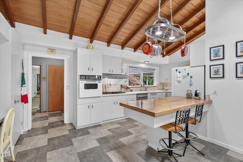 Tiny photo for 70 Fair Oaks Drive, Medford, OR 97504 (MLS # 220224328)