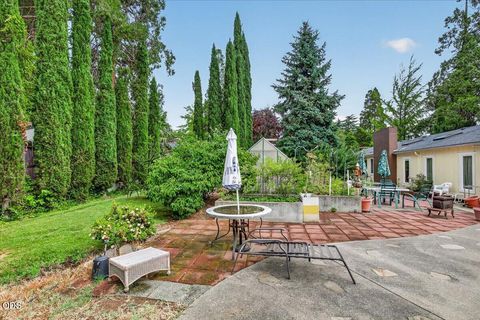 Tiny photo for 70 Fair Oaks Drive, Medford, OR 97504 (MLS # 220224328)